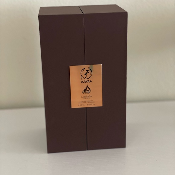 Ajwaa Lattafa Women's Perfume 90ml in a box - Picture 4 of 5